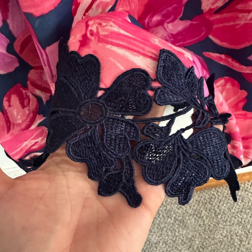 NWT Size 4 Floral and Lace Fit and Flare Donna Ricco Dress Pink and Navy - Picture 8 of 13